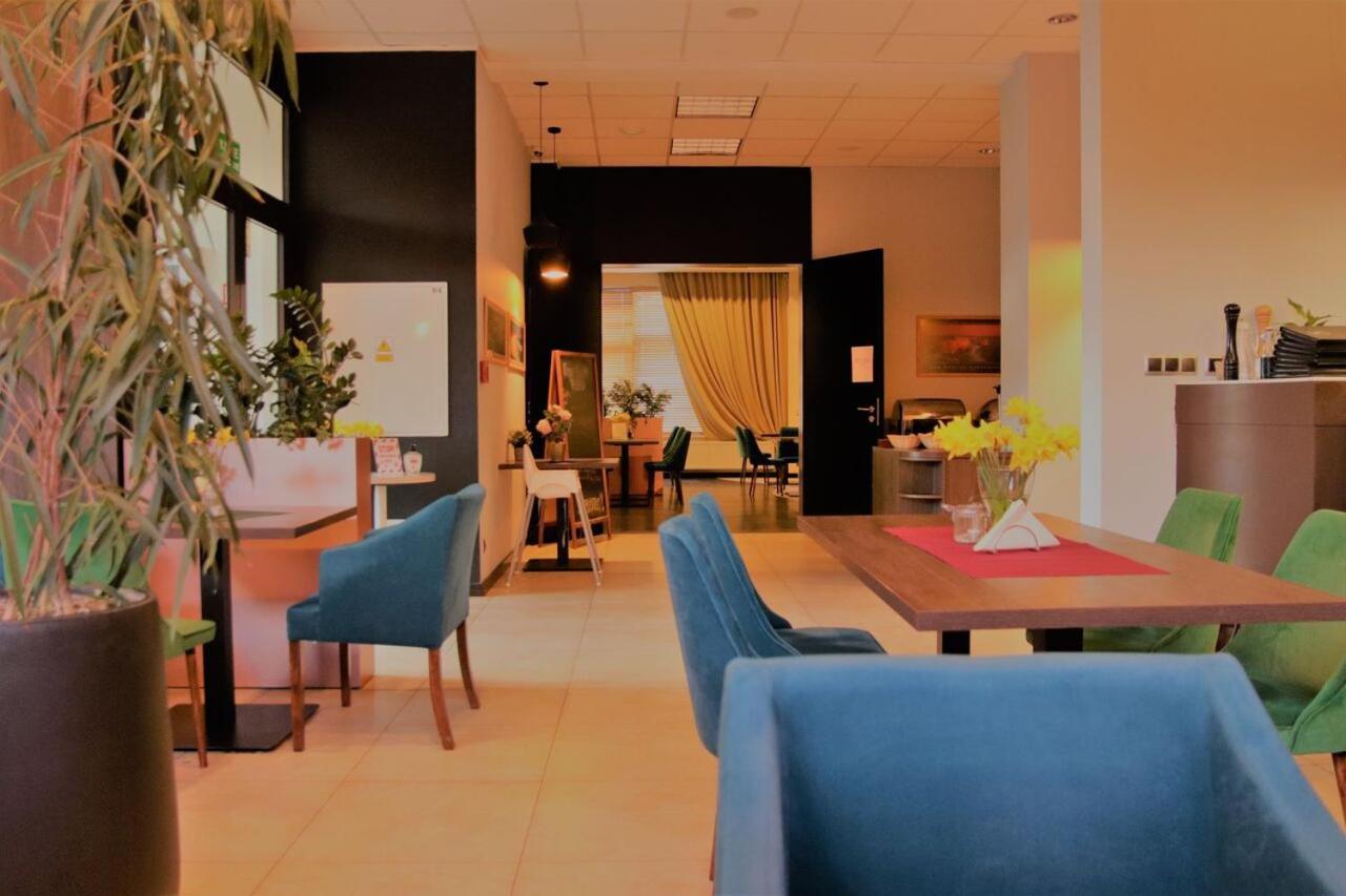 Hotel Eclipse Domaslaw Luaran gambar